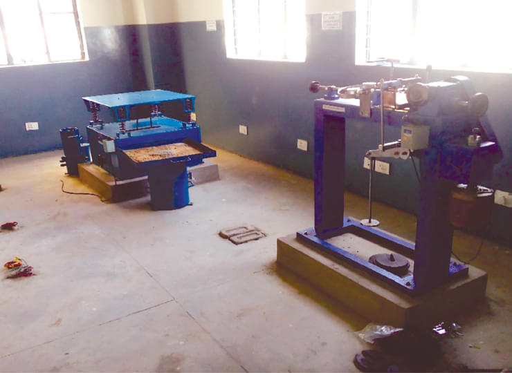 Glocal School of Science & Technology Saharanpur Labs and Library photo 15